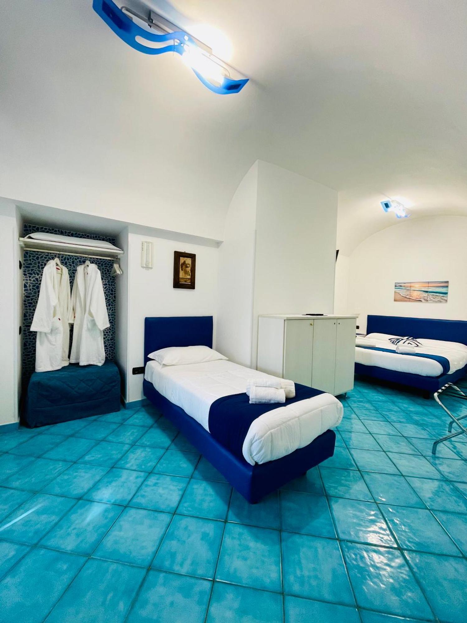 Eden Holiday Мінорі Екстер'єр фото